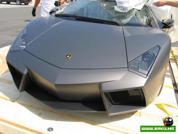 Распаковка новенького Lamborghini Reventon