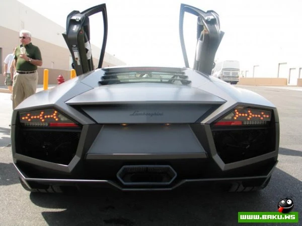 Распаковка новенького Lamborghini Reventon