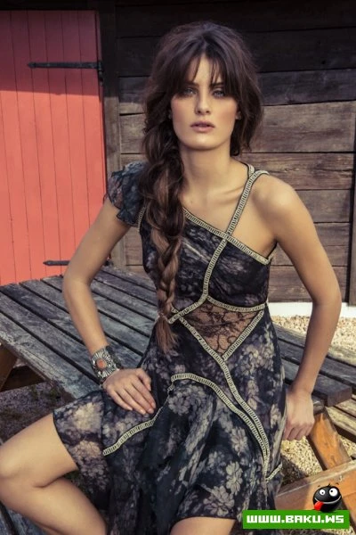 Летняя Изабели Фонтана (Isabeli Fontana) в двух фотосетах Жака Декекера (Jacques Dequeker)