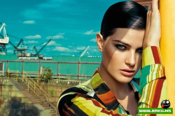 Летняя Изабели Фонтана (Isabeli Fontana) в двух фотосетах Жака Декекера (Jacques Dequeker)