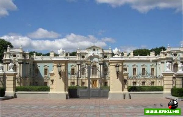 Сколько стоит президент Украины