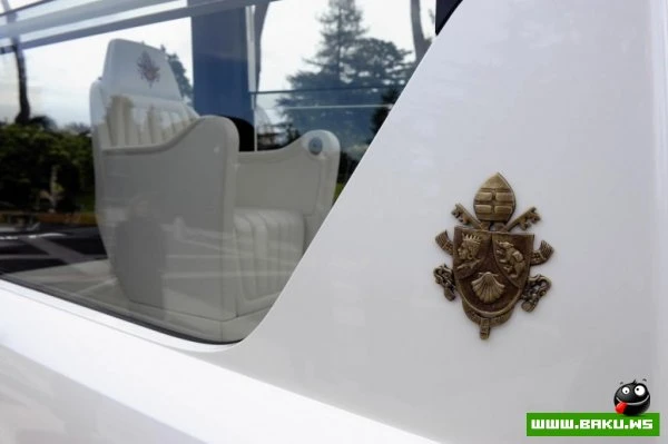 Папамобиль Mercedes M-Class 2013 для Бенедикта XVI [фото]