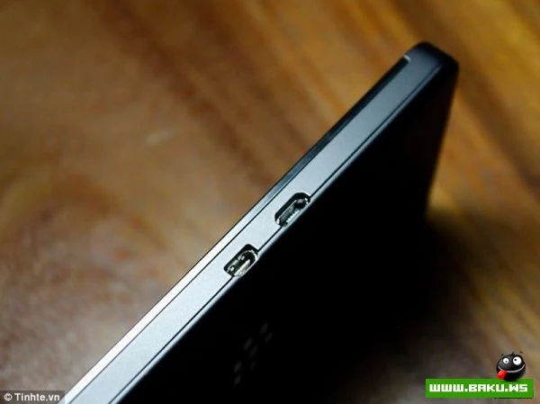 В сеть просочились снимки нового Blackberry
