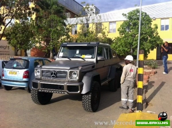 Mercedes G 63 AMG: шестиколесный экземпляр поедет в Абу-Даби