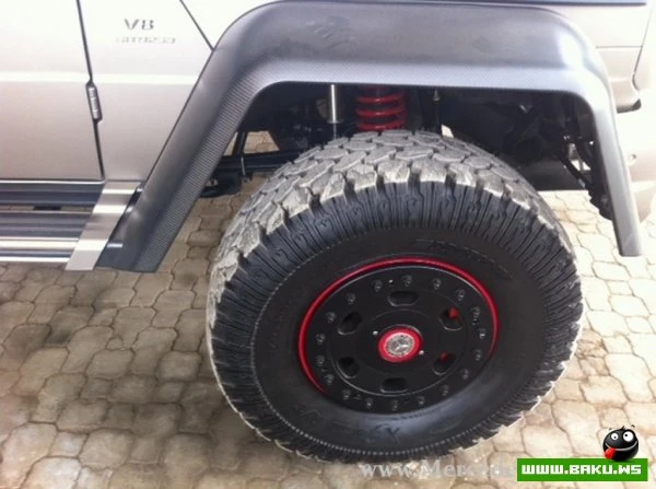 Mercedes G 63 AMG: шестиколесный экземпляр поедет в Абу-Даби