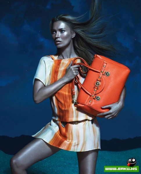 Кейт Мосс в рекламе Versace
