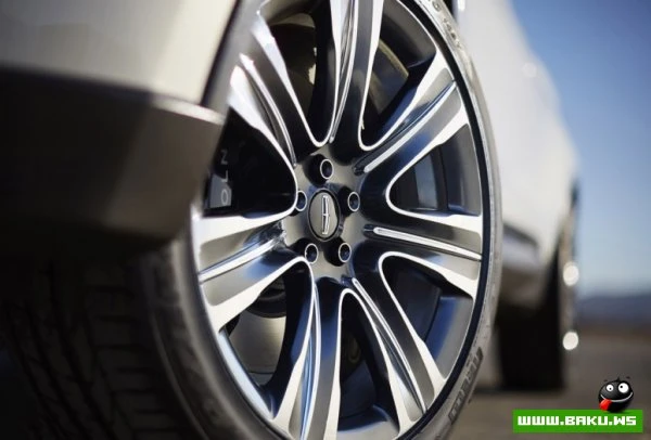 В Детройт привезут концепт бюджетного кроссовера - Lincoln MKC [фото]