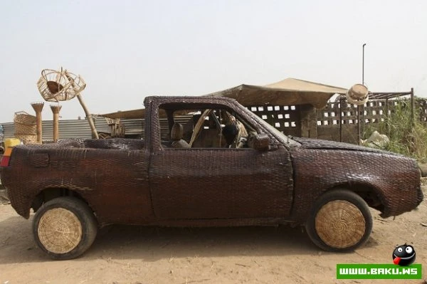 Плетеный автомобиль из Нигерии