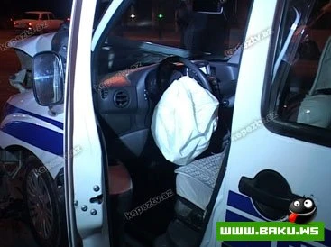 В Гяндже произошло ДТП с участием полицейской машины