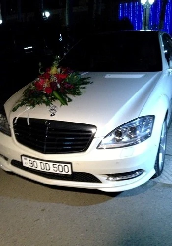 Певица Эмма Алекперзаде вышла замуж