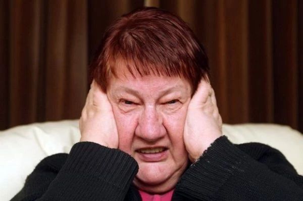 Женщина не спит три года из-за навязчивой песни