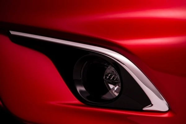 Nissan показал новый европейский супермини Note 2 [видео]