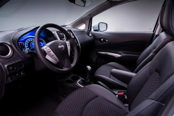 Nissan показал новый европейский супермини Note 2 [видео]