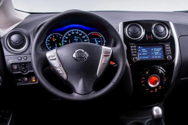Nissan показал новый европейский супермини Note 2 [видео]