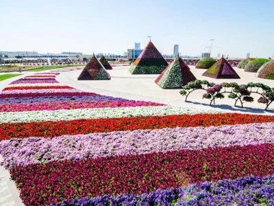Самый большой цветочной парк мира