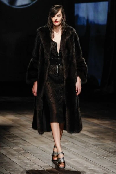 Неделя моды в Милане: Prada осень 2013