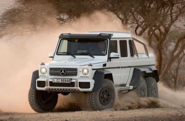 Mercedes-Benz запустит в серию шестиколесный G 63 AM