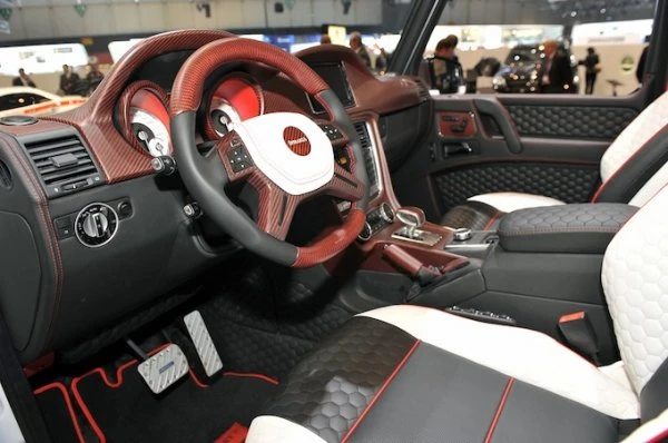 Стильный открытый внедорожник от Mansory