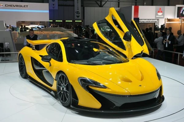 Суперкар McLaren P1 за $1,3 млн.