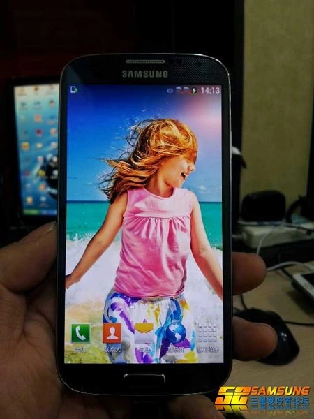 Первые снимки смартфона Samsung Galaxy S4