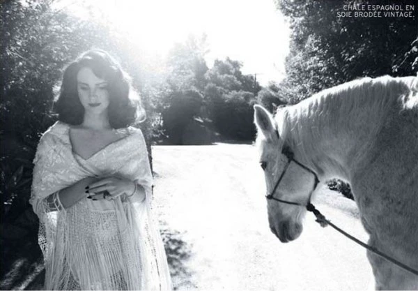 Лана Дель Рэй на обложке L'Officiel Paris