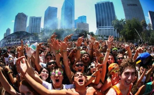 Девушки Ultra Music Festival