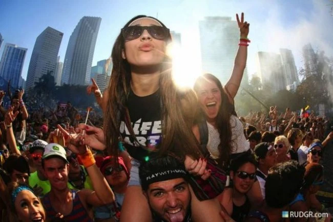 Девушки Ultra Music Festival