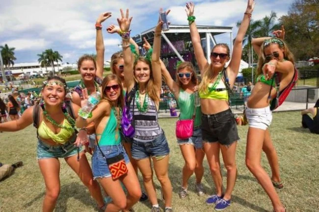 Девушки Ultra Music Festival