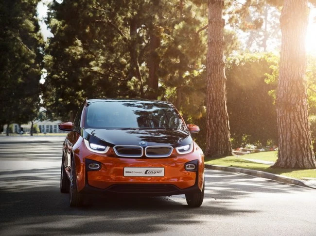 BMW представил новый электрический прототип i3 Concept Coupe
