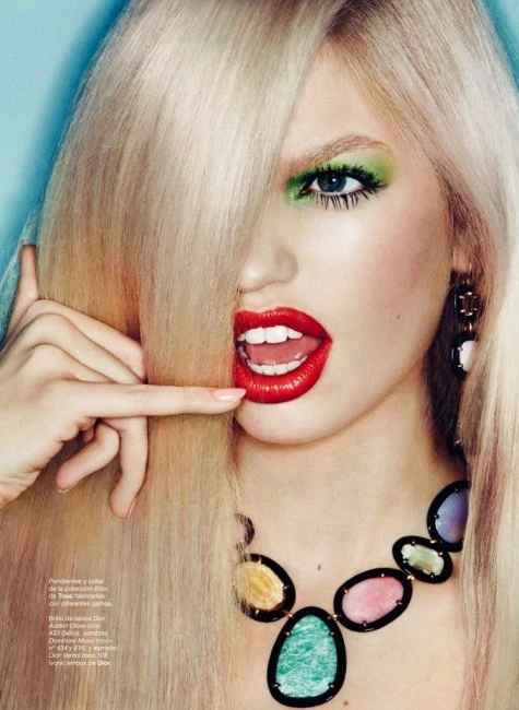 Очаравательная Дафна Гренфельд для Harper's Bazaar Spain