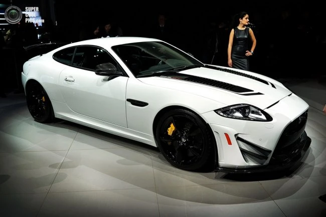 Мировая премьера Jaguar XKR-S GT