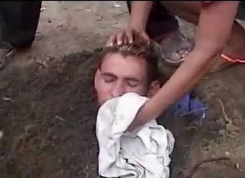 В парня 4 раза подряд ударила молния (видео)