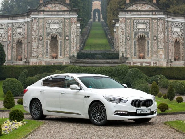 Kia Quoris: первый раз в бизнес-класс
