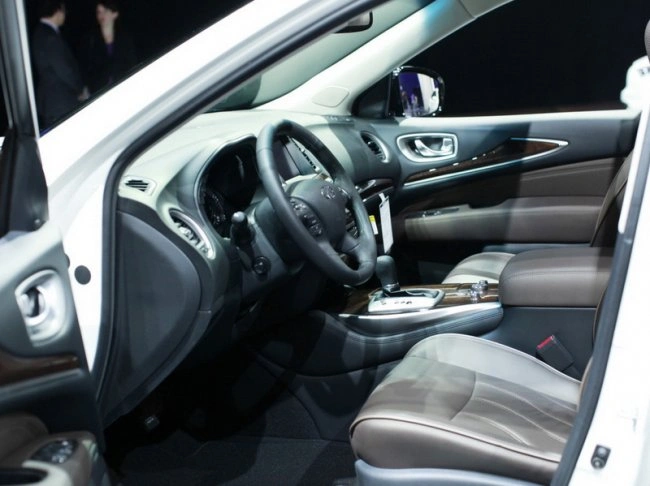 Гибридный Infiniti QX60