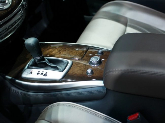 Гибридный Infiniti QX60
