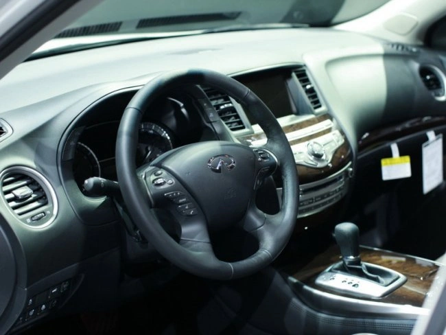 Гибридный Infiniti QX60