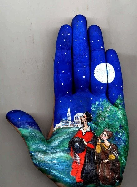 Сказочные рисунки на ладонях