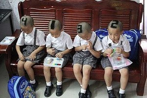 Китайцы заменили детские имена номерами
