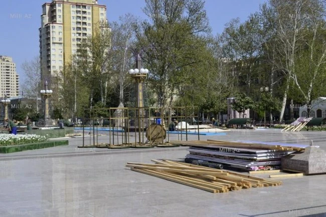Баку готовится к грандиозному Празднику цветов