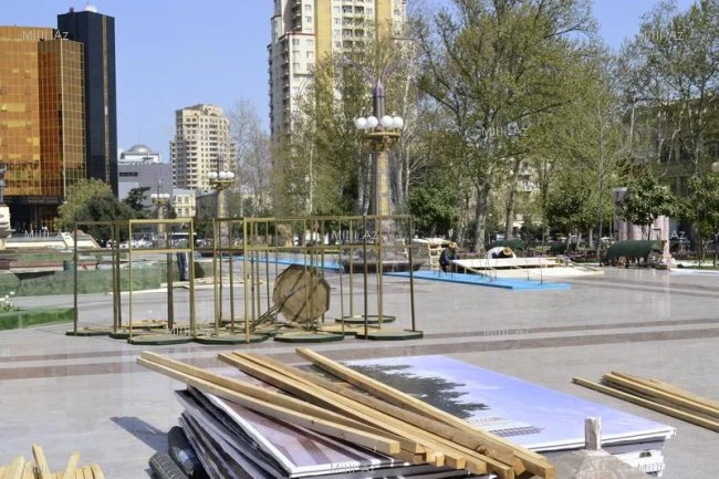 Баку готовится к грандиозному Празднику цветов