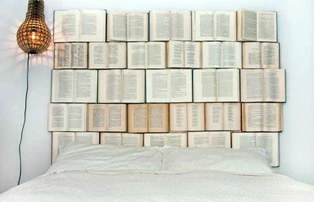 10 Самых креативных предметов мебели на книжную тематику