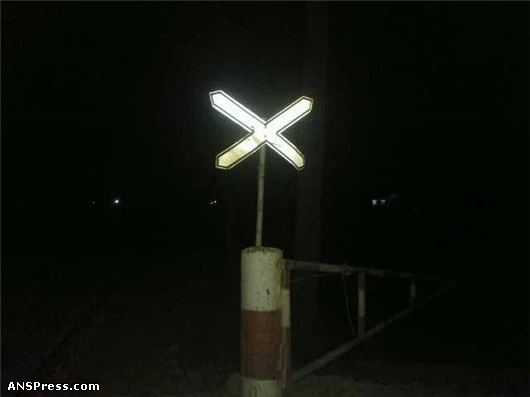 В Баку пассажирский поезд столкнулся с грузовиком, есть пострадавшие - Обновлено