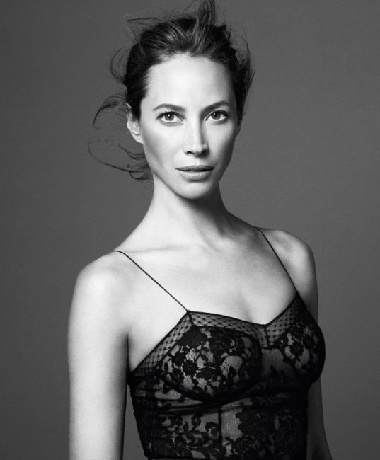 Кристи Терлингтон в Harper’s Bazaar US