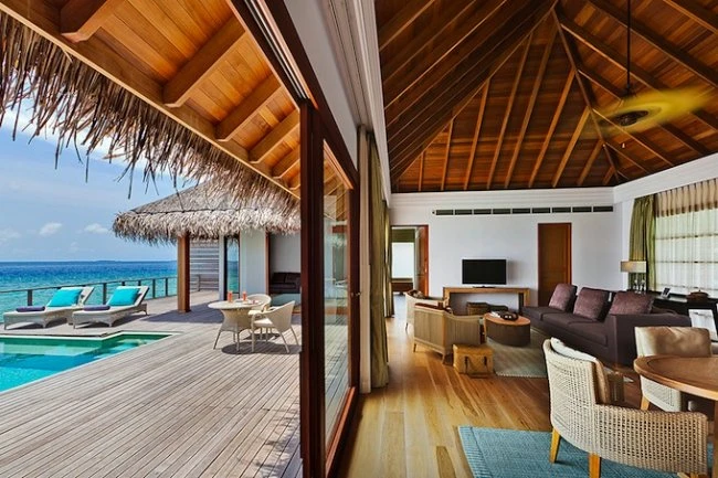 Отель Dusit Thani Maldives на острове Баа Атолл