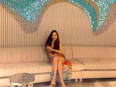 Певица Сули выставила в сети фотоснимки в купальнике