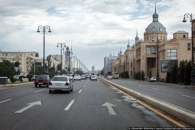 Восточный красавец Баку