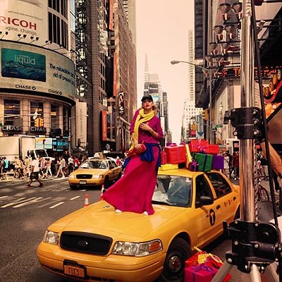 Рита Ора на съемках рекламной кампании DKNY