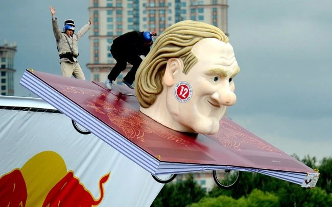 Red Bull Flugtag в Москве