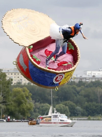 Red Bull Flugtag в Москве