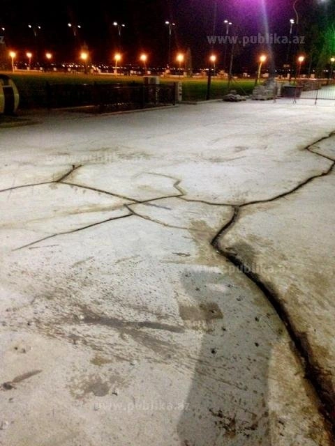 На Бульваре появились трещины